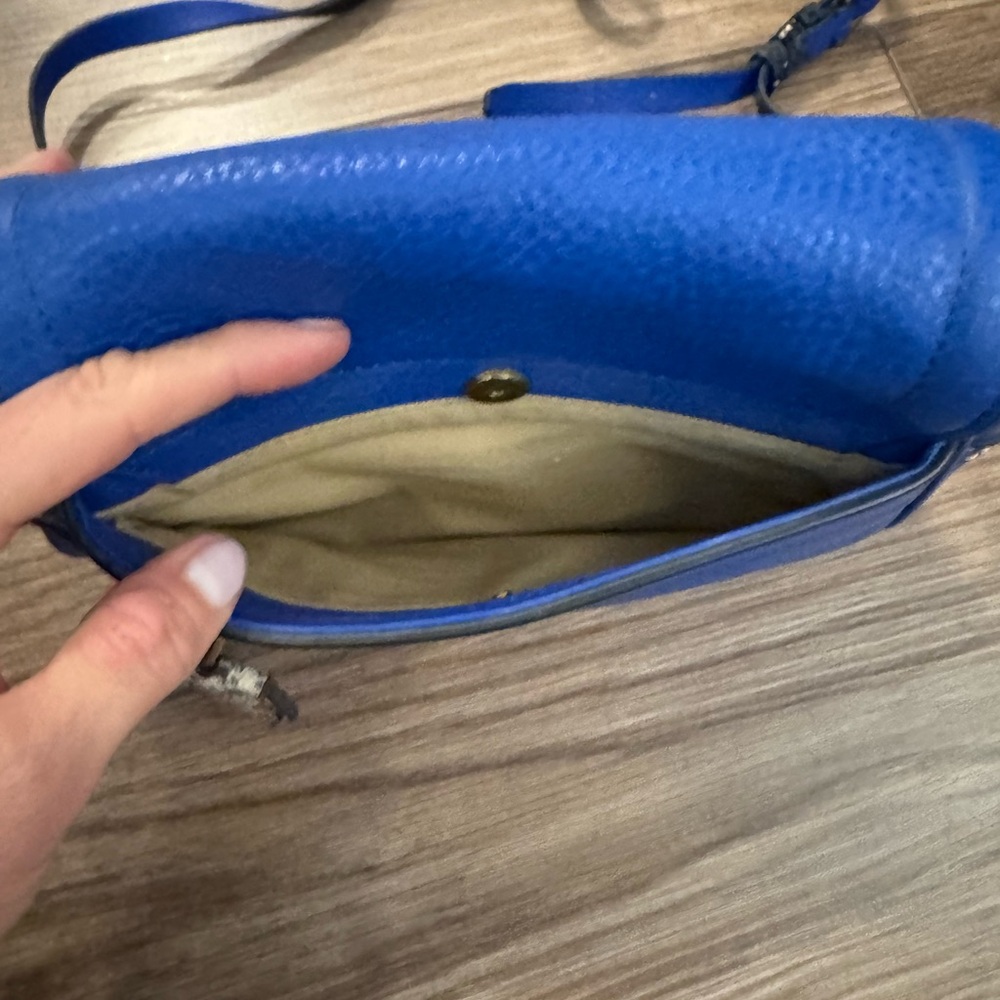 J. Crew Shoulder Camera Bag - Picture 4 of 5